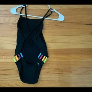 Jolyn onesie, Julian